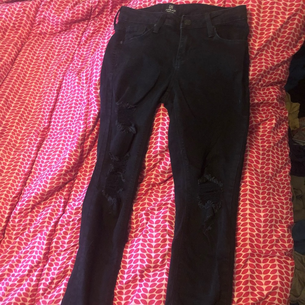 Just Black raw hem skinny jeans, size 26, distressing on legs. Only worn once